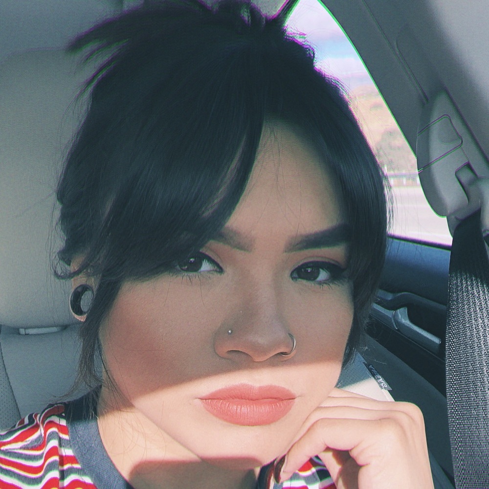 Meet your Posher, Jasmine